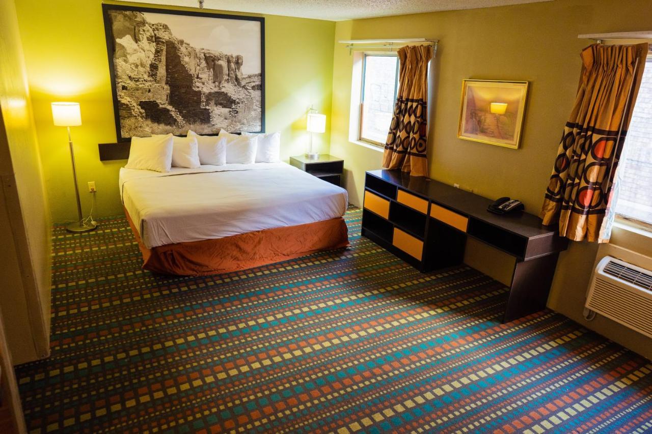 Super 8 By Wyndham Belen Nm Hotel Exterior foto